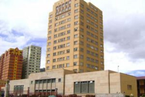 Denuncia de corrupción en UMSA por Karen Apaza