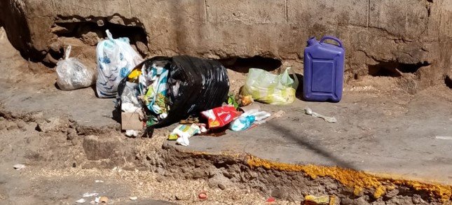 Basural en Oruro en la esquina de Soria Galvarro y Oblitas