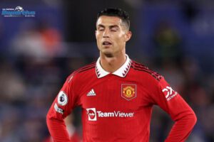 Cristiano Ronaldo persiste en salir del Manchester United
