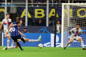 Inter vence a Barcelona en la Champions League