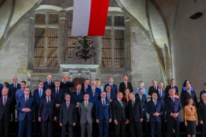 Frente unido contra Rusia en la cumbre europea en Praga