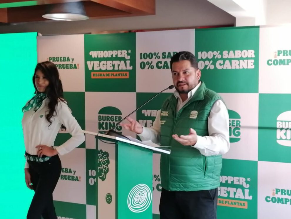 Whopper Vegetal de Burger King hecha 100% a base de plantas