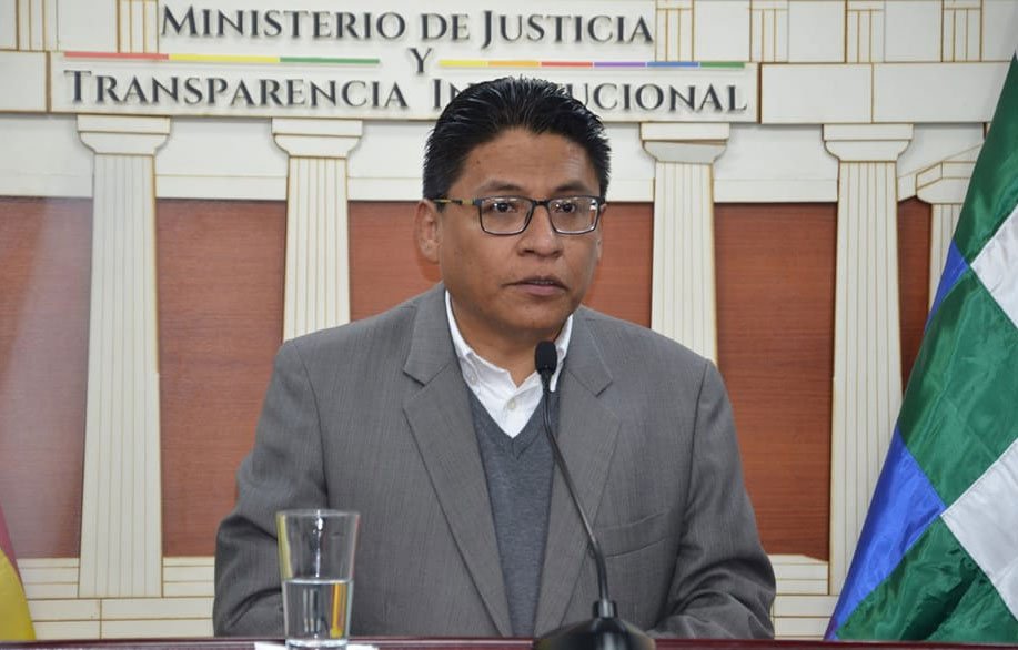 Iván Lima manifiesta que todas las críticas son bienvenidas