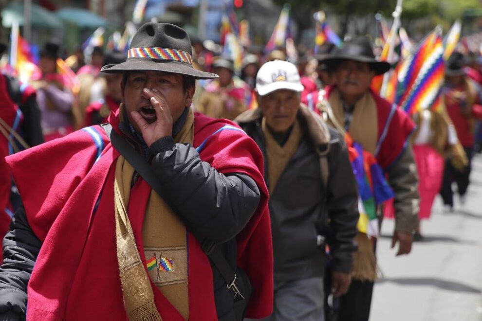 Ponchos Rojos durante una manifestación