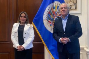 Carolina Ribera denuncia abusos contra su madre Jeanine Añez