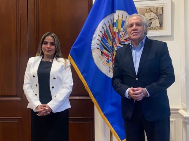 Carolina Ribera denuncia abusos contra su madre Jeanine Añez