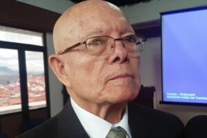 Democracia en Bolivia según Óscar Hassenteufel