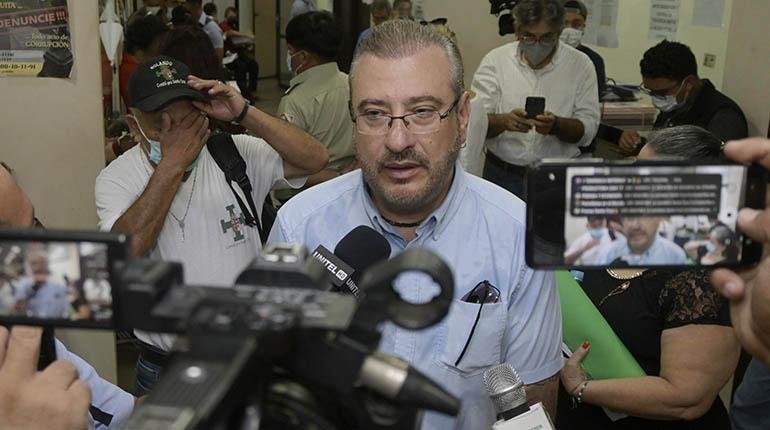 Rómulo Calvo a su salida de tribunales