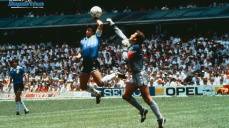 Balón de Maradona utilizado en la subasta