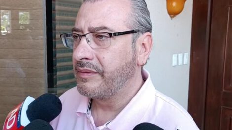 Rómulo Calvo advierte sobre posibles heridos en el paro indefinido