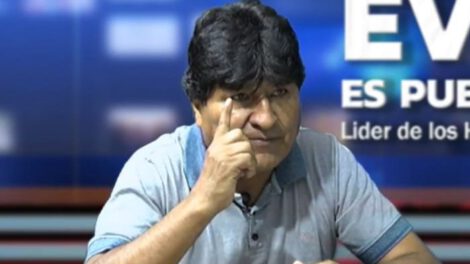Evo Morales denuncia persecución por el grupo Pachajcho