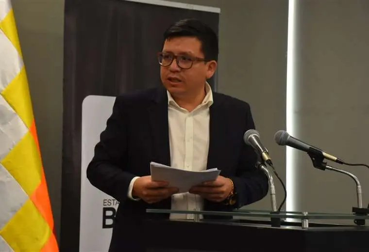 Gobierno pide a Santa Cruz flexibilizar medidas para avanzar en el censo