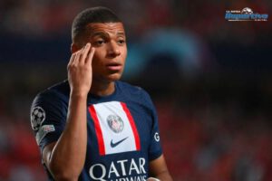 Kylian Mbappé desmiente rumores de salida del PSG
