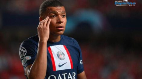 Kylian Mbappé desmiente rumores de salida del PSG