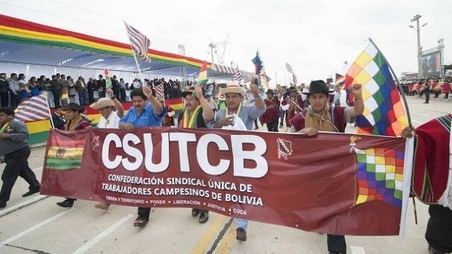 Campesinos en Santa Cruz interviniendo en el paro por el Censo