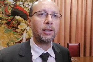 Plan para reducir el mercurio en Bolivia según Marcos Orellana