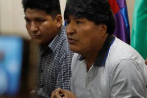 Persecución contra Evo Morales por el Ministerio de Defensa