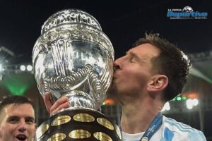 Lionel Messi capitán de la Albiceleste