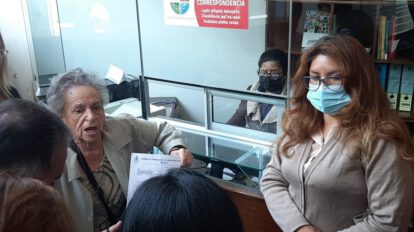 Amparo Carvajal arremete contra el Defensor del Pueblo