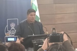 Paro en Santa Cruz según Leonardo Loza