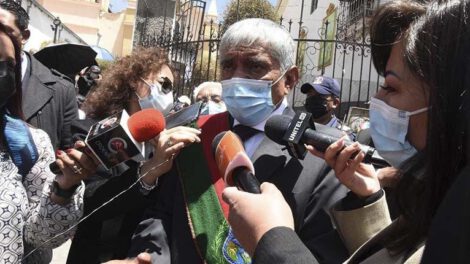Desprecio a La Paz por inasistencia del Presidente