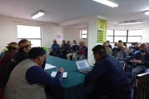 Mineros auríferos movilización en La Paz