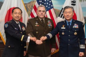 Amenazas de Corea del Norte y la cooperación entre Estados Unidos, Japón y Corea del Sur
