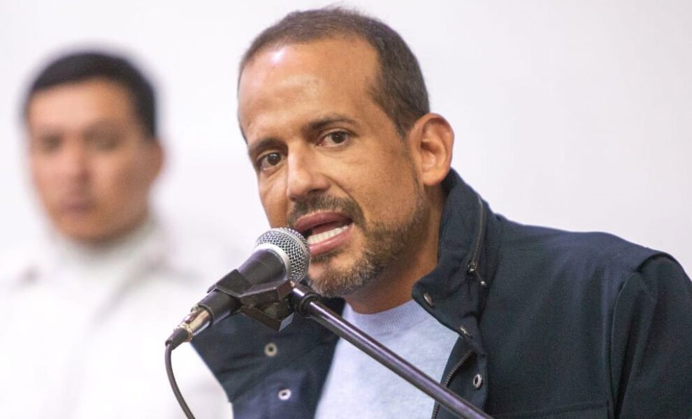 Luis Fernando Camacho acusa al oficialismo de humillar a los cruceños