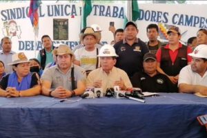 Paro indefinido en Santa Cruz por sectores afines al MAS