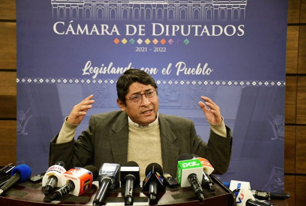 Estado de excepción en Santa Cruz solicitado por Patricio Mendoza