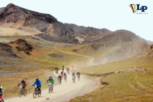 La prueba de ciclismo Jacha Avalancha en Sorata