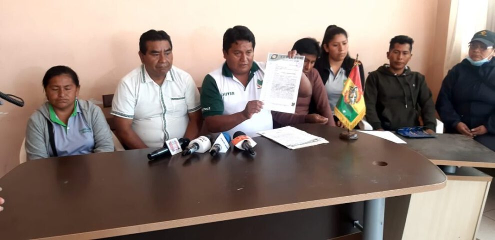 Autodefensa de Adepcoca amenaza con bloqueo de caminos en Los Yungas