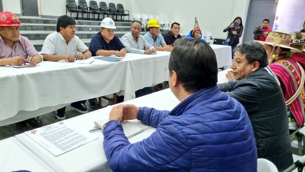 Unidad del MAS en reunión de Presidente Luis Arce con el Pacto de Unidad