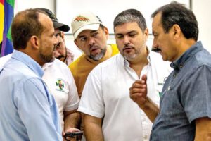 Miembros del Comité Interinstitucional por el Censo en reunión