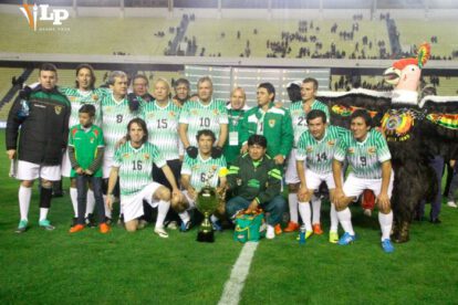 Mundialistas del 94 y figuras de Real Potosí en partido benéfico