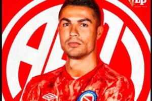 Cristiano Ronaldo con la casaca de Argentinos Juniors