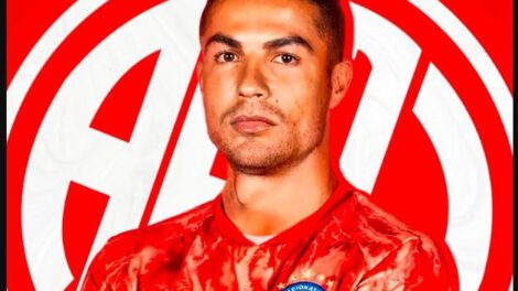 Cristiano Ronaldo con la casaca de Argentinos Juniors