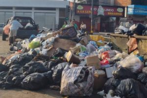 Relleno sanitario bloqueado en Santa Cruz