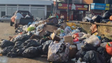 Relleno sanitario bloqueado en Santa Cruz