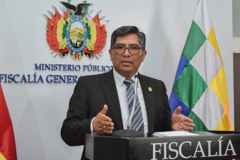 Extradición del exministro López