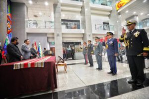 Alto Mando Militar posesionado por el Presidente Arce