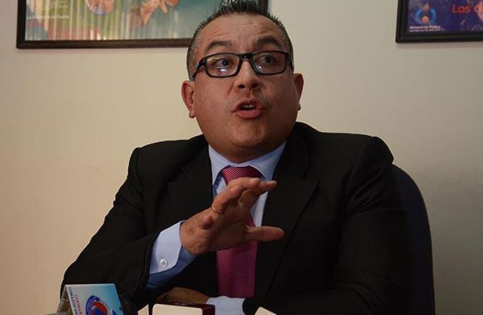 Nuevo Comandante de las FF.AA. vinculado con la Resistencia Cochala