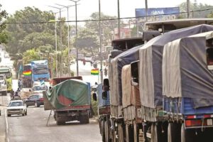 Transporte pesado movilizaciones en Santa Cruz