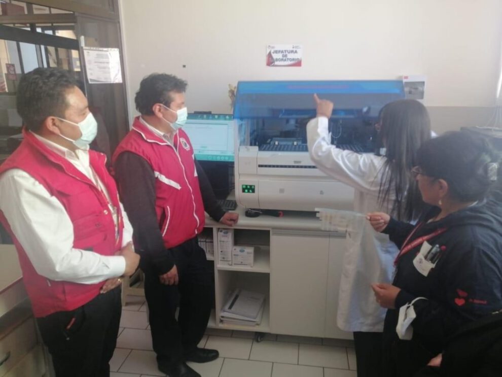Banco de Sangre recibe equipo moderno de quimioluminiscencia