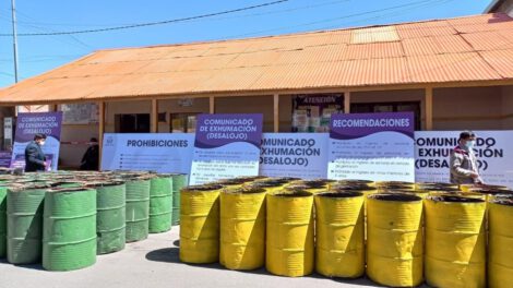 Contenedores diferenciados para reciclaje en Cementerio General