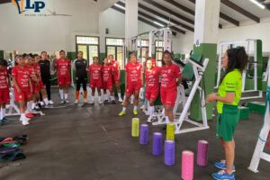 Selección Nacional femenina de fútbol afectada por el paro en Santa Cruz