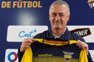 Gustavo Alfaro dirige al combinado ecuatoriano desde el 2020