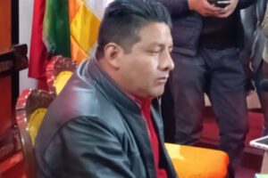 Gobernador paceño no asistirá al encuentro con el Gobierno