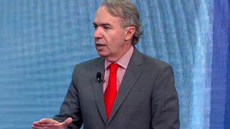 Plan de Camacho para acortar mandato de Arce