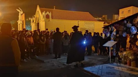 Recorrido nocturno por la necrópolis orureña
